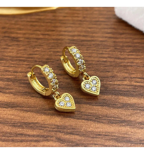 Brinco Argola Com Pedra De Zircônia Coração Pendurada F Ouro