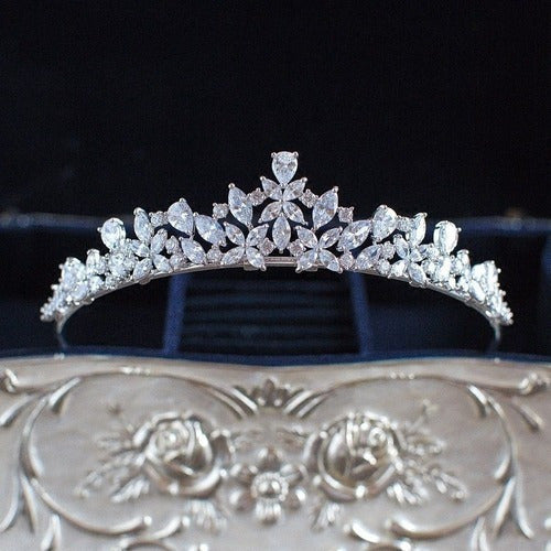Coroa Tiara Cabelo Noiva Prata Zirconia Princesa Luxo Linda