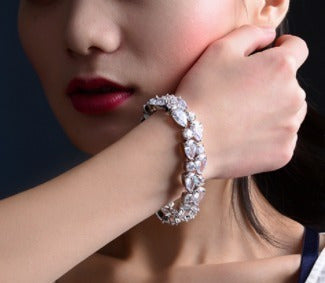 Pulseira Bracelete Prata Com Zircônia Noiva Debutante Gota