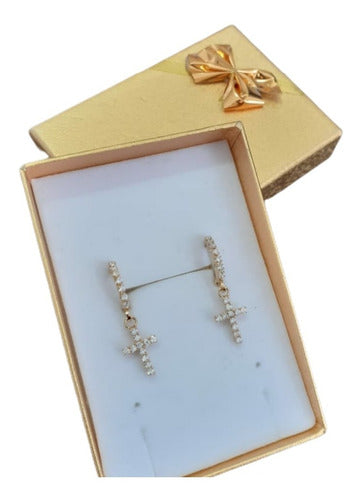 Brinco Argola Com Pedra De Zircônia Pingente Cruz F Ouro 18k