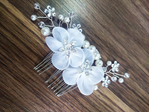 Arranjo Cabelo Noiva Flor Tecido Branco Prata Strass Pérola