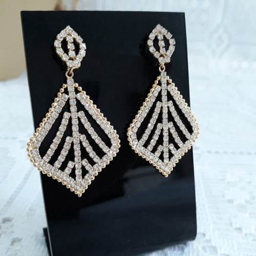 Brinco De Strass Noiva Dourado Pendurado Festa Debutante