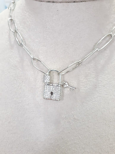 Colar Cadeado Mosquetão Moda Dourado Ou Prata Pedra Zirconia