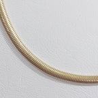 Colar Chocker Fita Laminada Malha Banhado Ouro Com Garantia
