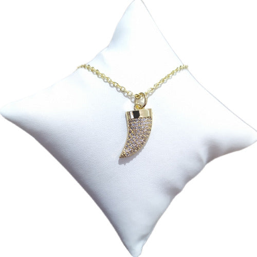 Colar Dente De Tigre Pedra Zirconia Dourado Chifre