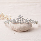 Coroa Dama De Honra Daminha Strass Prata Debutante Noiva