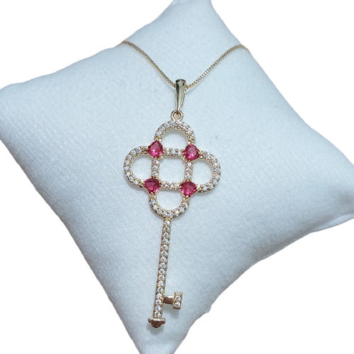 Colar Pingente Chave Pedra Zirconia Dourada Folheado Vermelh