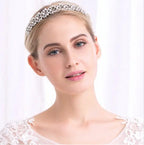 Tiara Noiva Dama Debutante Strass Pérola Daminha Larga Prateado