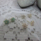 Brinco Flor Zirconia Pequeno Dourado Prata Rosa Verde F Ouro