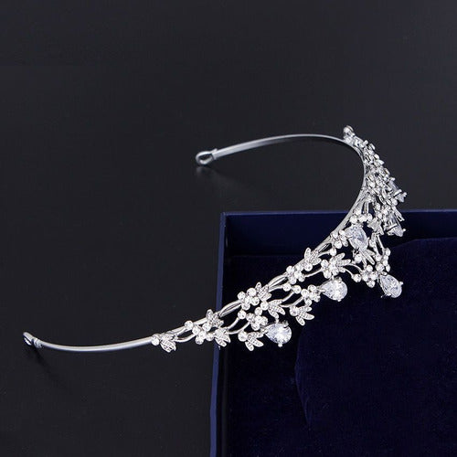 Coroa Tiara Cabelo Noiva Prata Princesa Zirconia E Strass