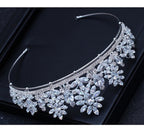 Coroa Tiara Porta Coque Noiva Strass E Zirconia Prata Luxo