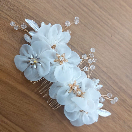 Arranjo Cabelo Noiva Dourado Stras Pérola Flor Tecido Branco