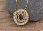 Colar Mandala Letra Pedra Zirconia Prata Semi Joia Grande