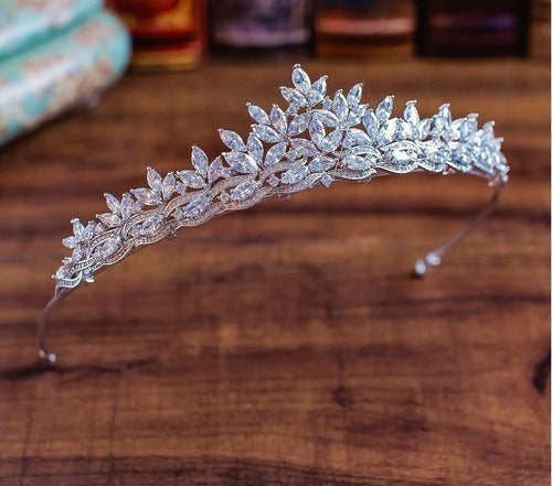 Coroa Tiara Cabelo Noiva Prata Zirconia Princesa Luxo Linda