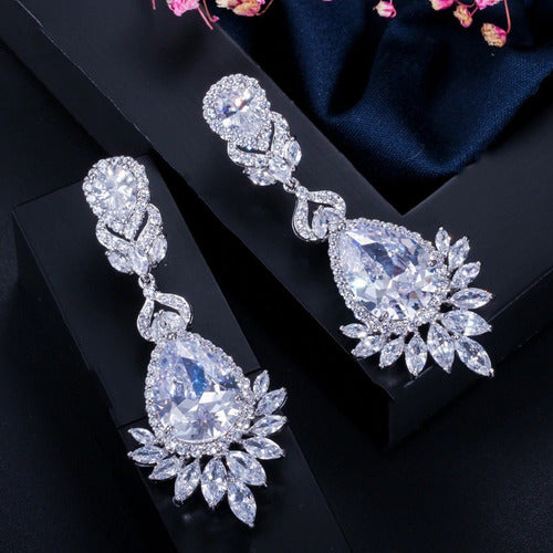 Brinco Noiva Zirconia Prata Festa Madrinha Azul Pendurado