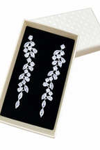 Brinco Noiva Zirconia Pendurado Grande Prata Debutante Luxo