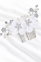 Arranjo Cabelo Noiva Flor Tecido Branco Prata Strass Pérola