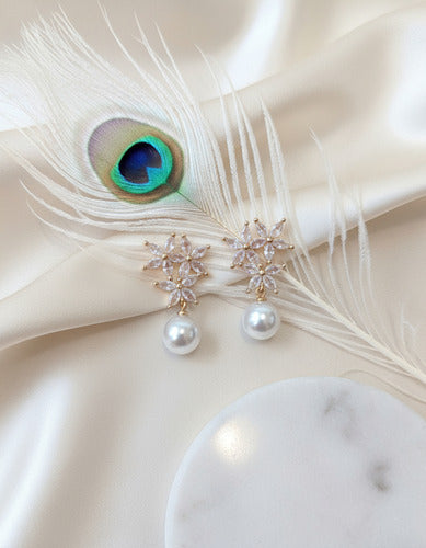 Brinco Noiva Zirconia Pérola  Dourado Pequeno Luxo