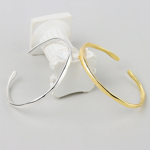 Bracelete Dourado Torcido Folheado Ouro 18k Luxo Classico