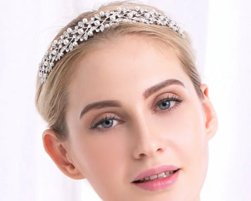 Tiara Noiva Dama Debutante Strass Pérola Daminha Larga Prateado