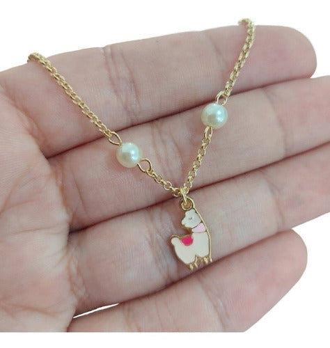 Pulseira Infantil Pingente Lhama Pérola Banhada Ouro 18k
