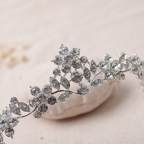 Coroa Dama De Honra Daminha Strass Prata Debutante Noiva