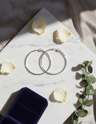 Brinco De Argola Folheado Prata Fio Medio 3,5 Cm