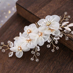 Arranjo Cabelo Noiva Dourado Stras Pérola Flor Tecido Branco